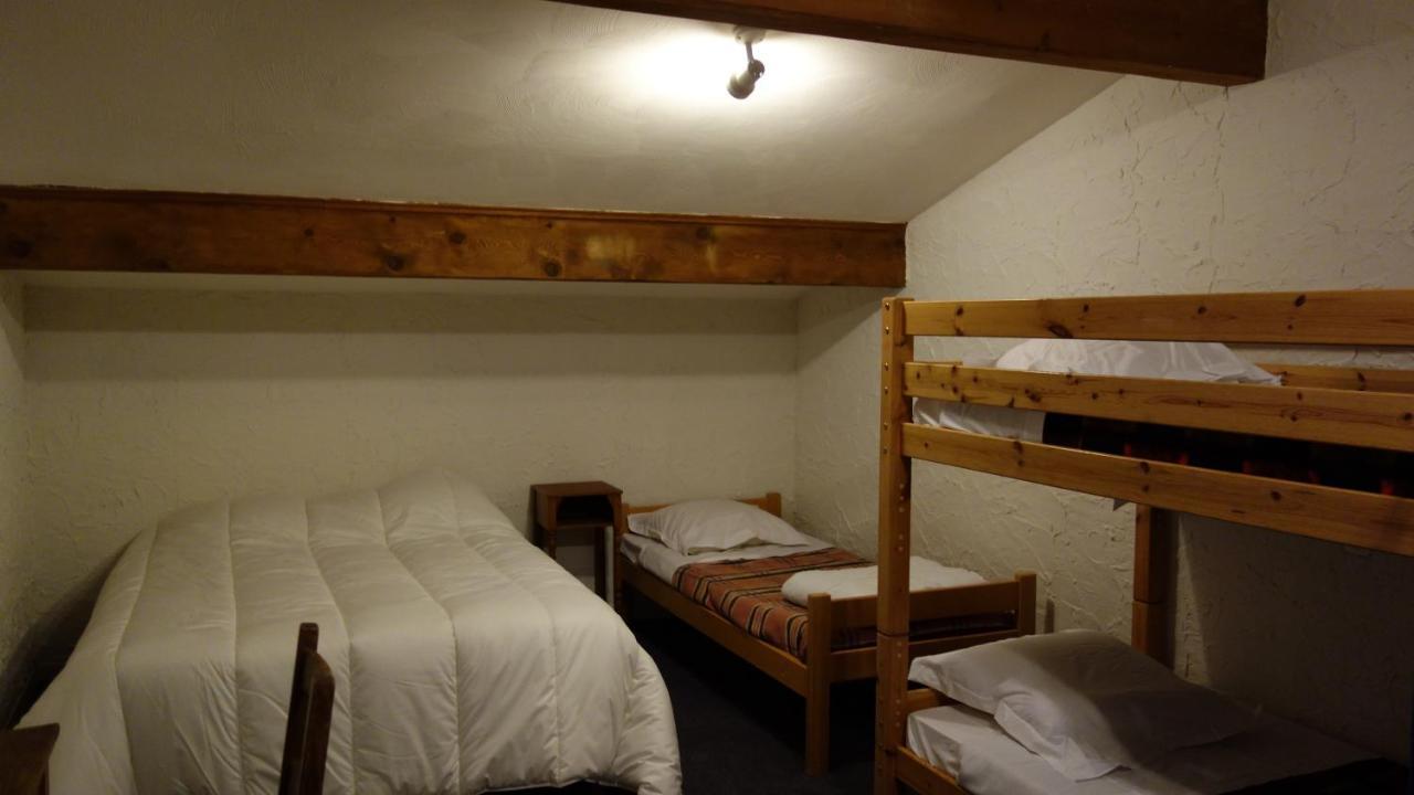 Hotel Les Gentianes La Morte Chambre photo